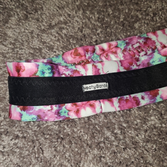 Be on cloud nine 2inch sweaty band fuchsia pink - Picture 3 of 5